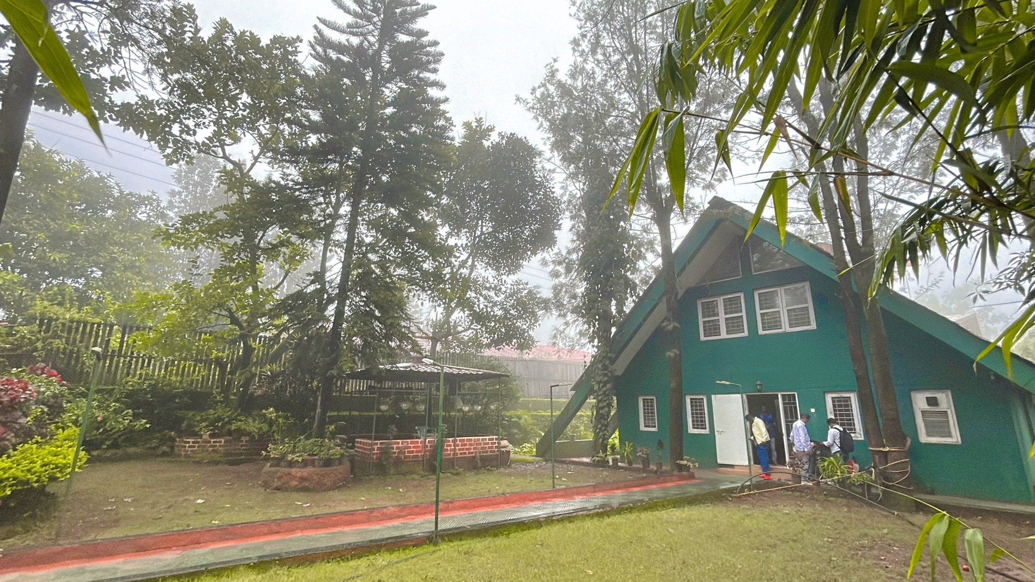 122-bungalow-14fb3529-bd16-40ab-b006-267fa4660d39.png