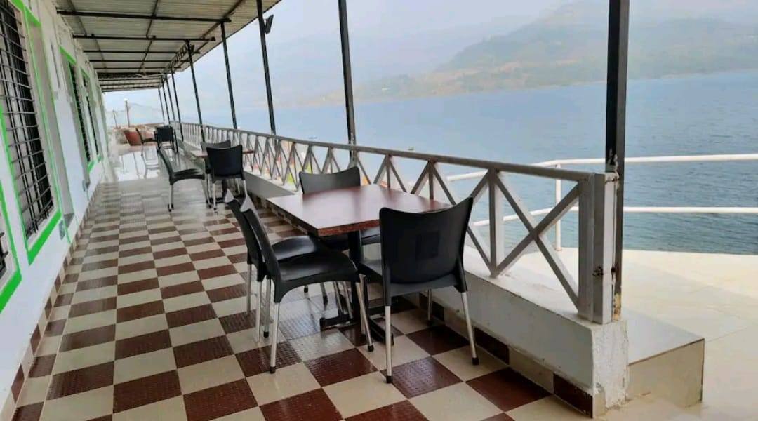 191-hotel-resort-d7ebee9e-ee95-47f0-afc2-ba15cbe0e7cd.jpg