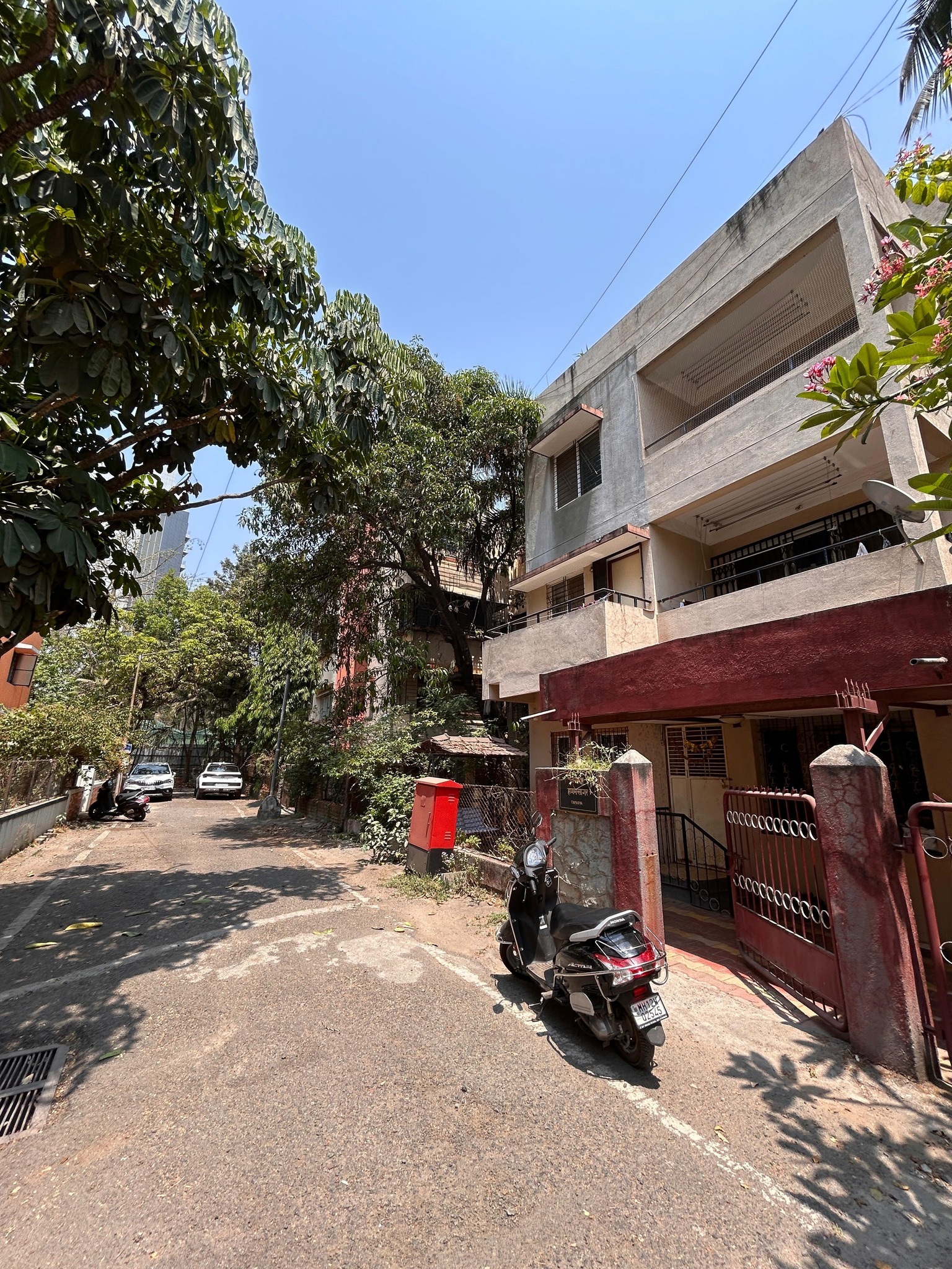 Vineet Society