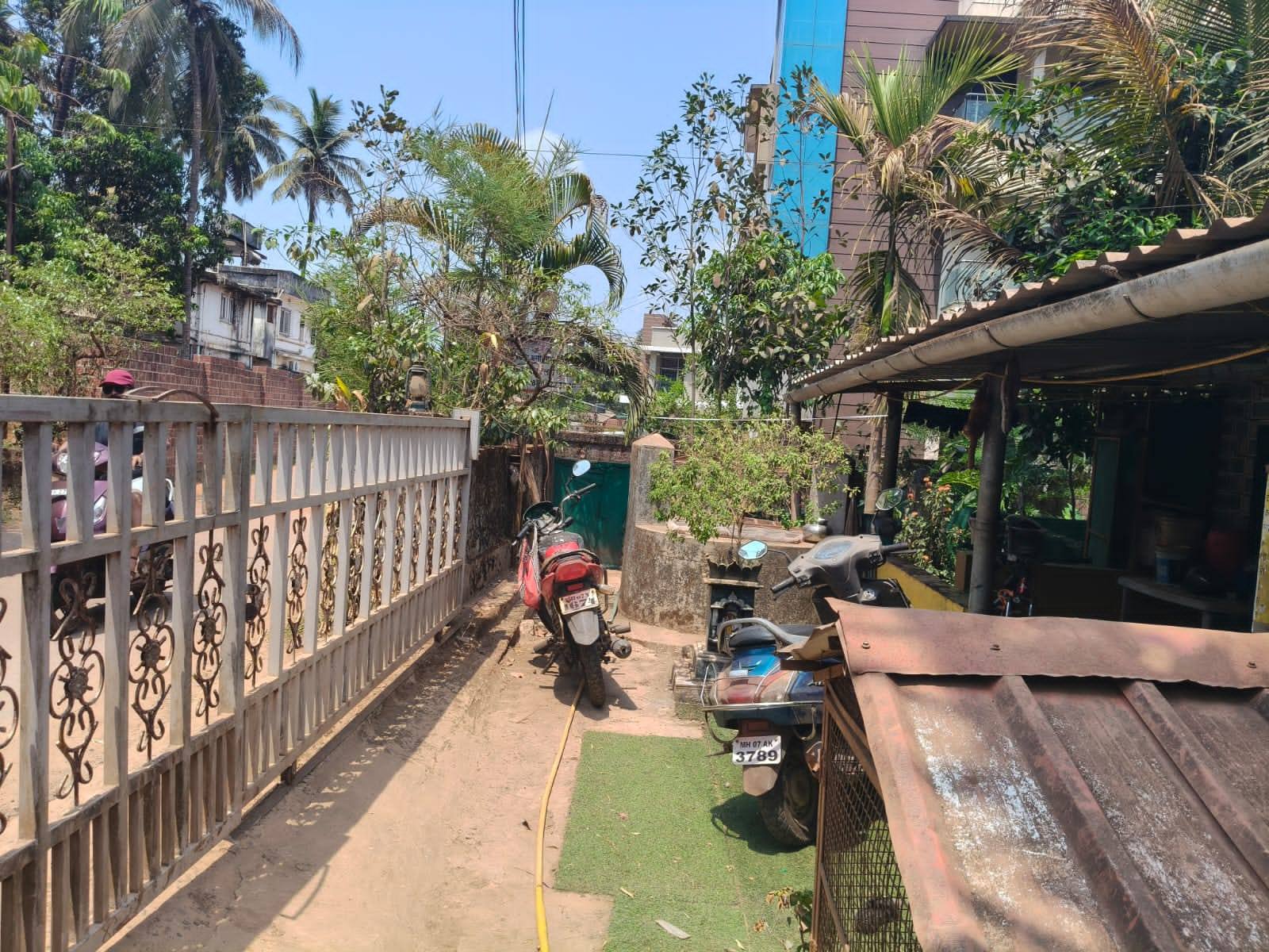 550-bungalow-3dfa1a55-7344-44ee-9e0d-f6a54900e571.jpg