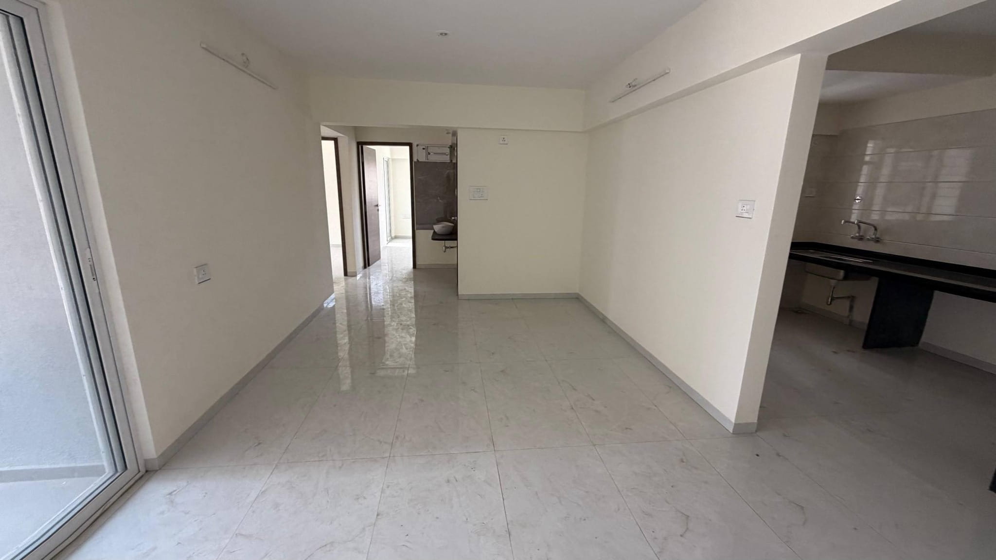 552-bungalow-9c89c814-05e3-48d3-a11b-d78339df1b0e.jpg