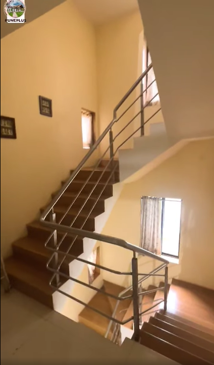 91-bungalow-c01eacad-453f-4524-a2e0-e5148683e7ba.png