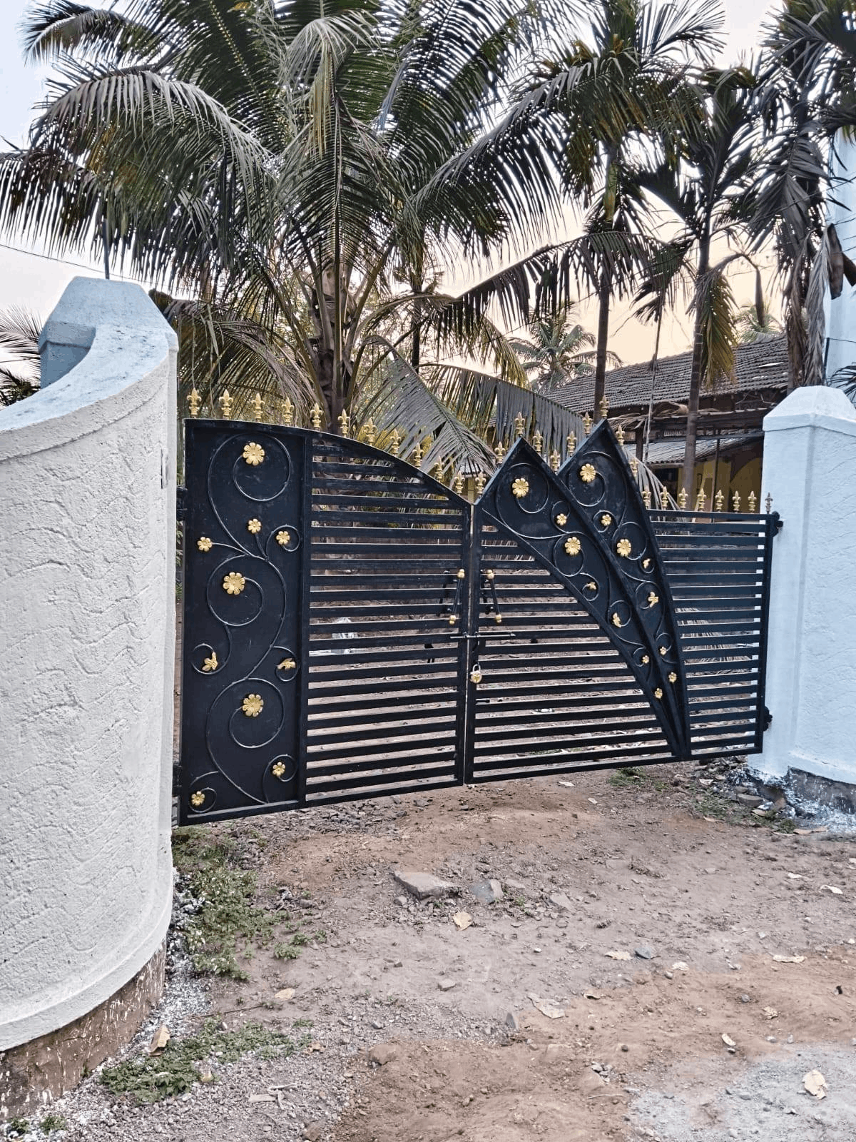 Alibaug-Majhi Chaul-Agraw - 10.2 Gunthe Land (5 Gunthe NA) & (5.2 Gunthe Garden with Small House) for Sale