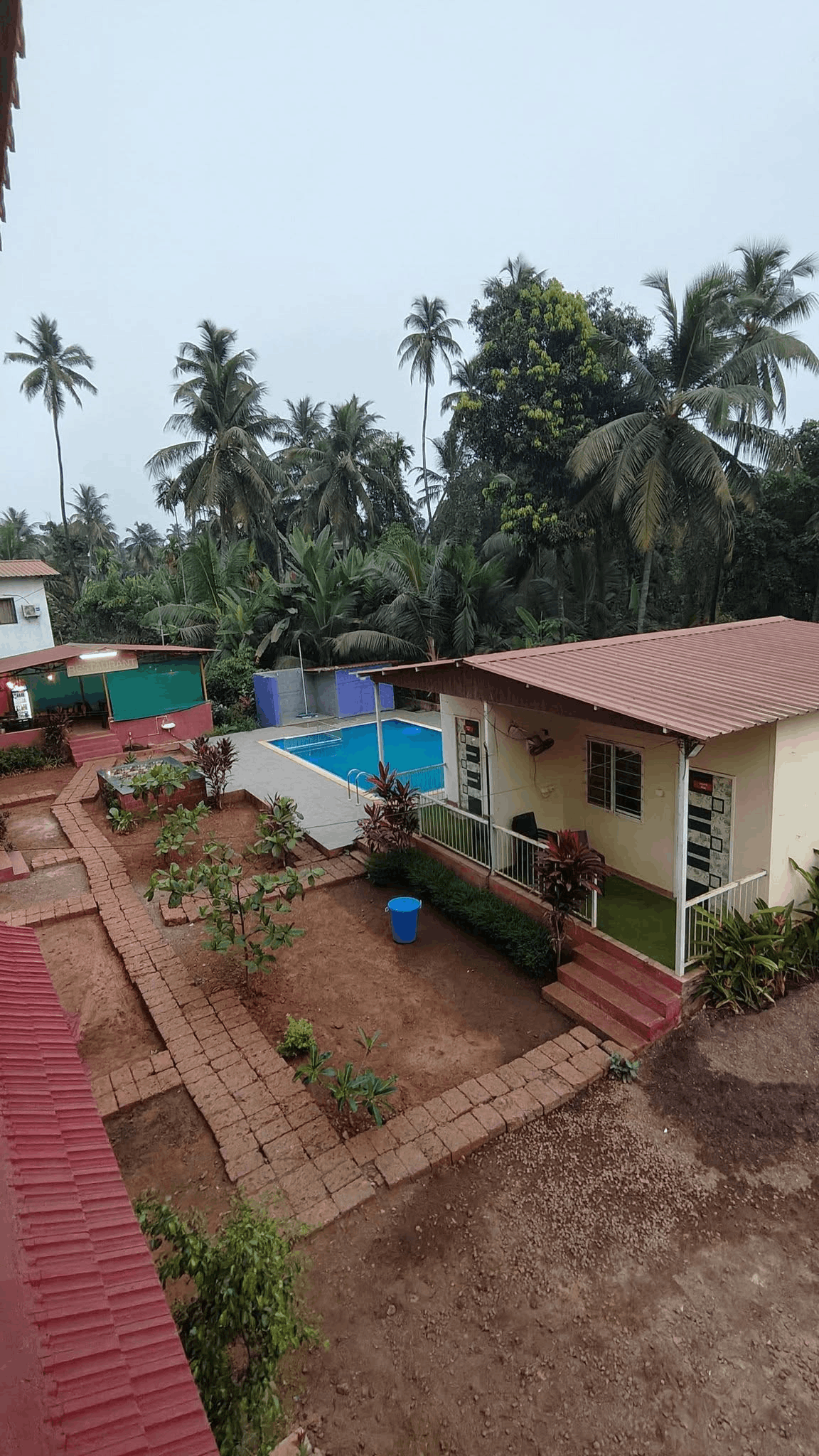 Konkan-Dapoli-Near Karde Murud Beach - Aryan Beach Resort (Running Resort) (27,500 SQFT NA Plot) for Sale